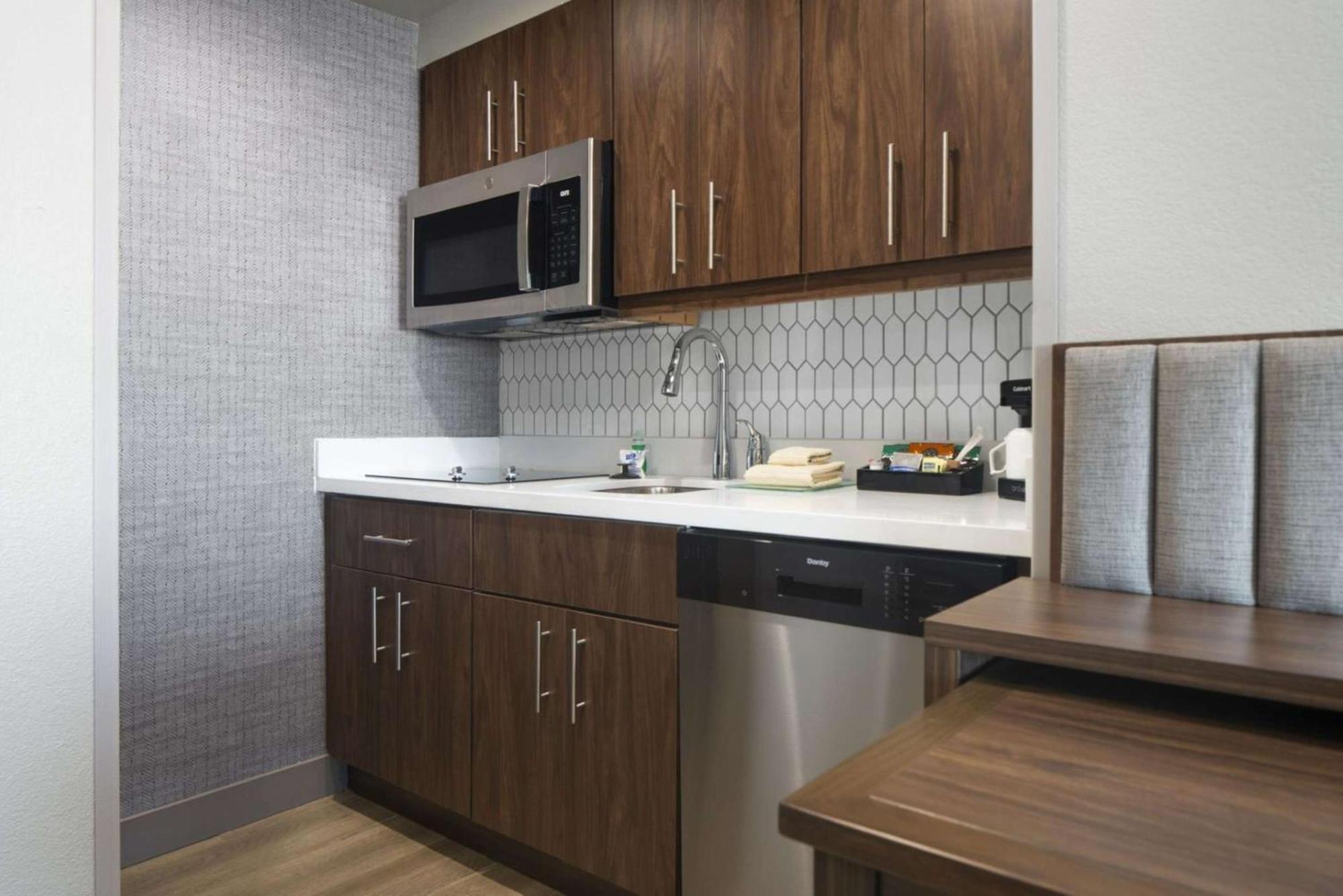 Homewood Suites By Hilton Dfw Airport South, Tx Форт-Уэрт Экстерьер фото